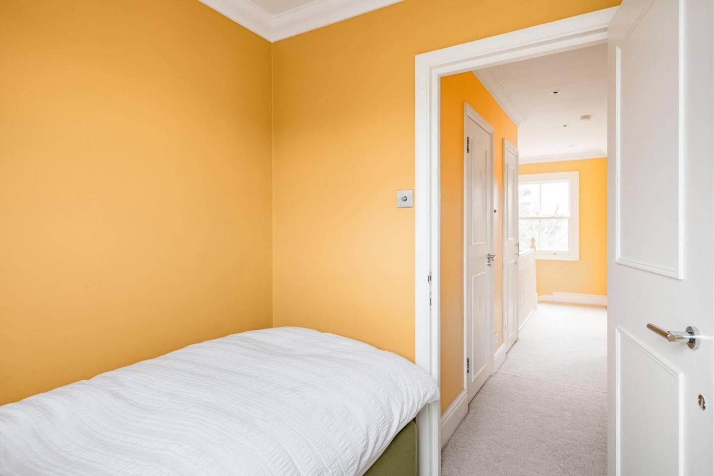 Vibrant With A Patio In Chelsea Appartamento *